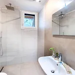 Modern - Riviera Collection *